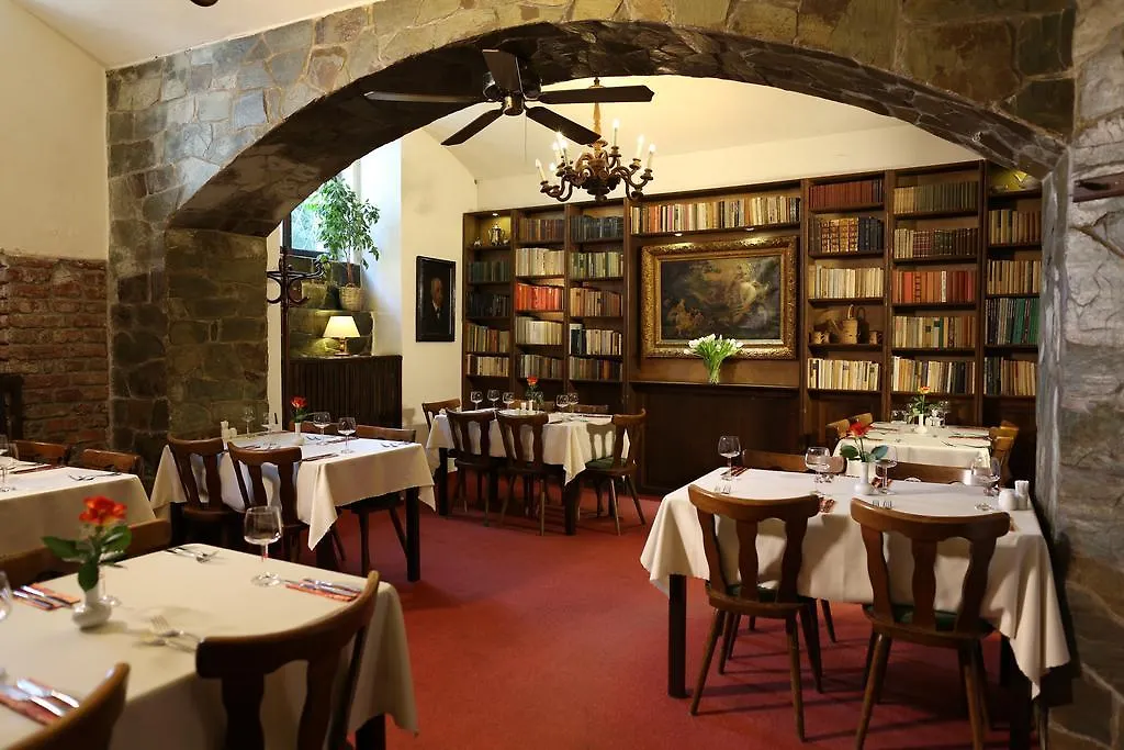 Apartments Vysehrad With Free Parking Praga