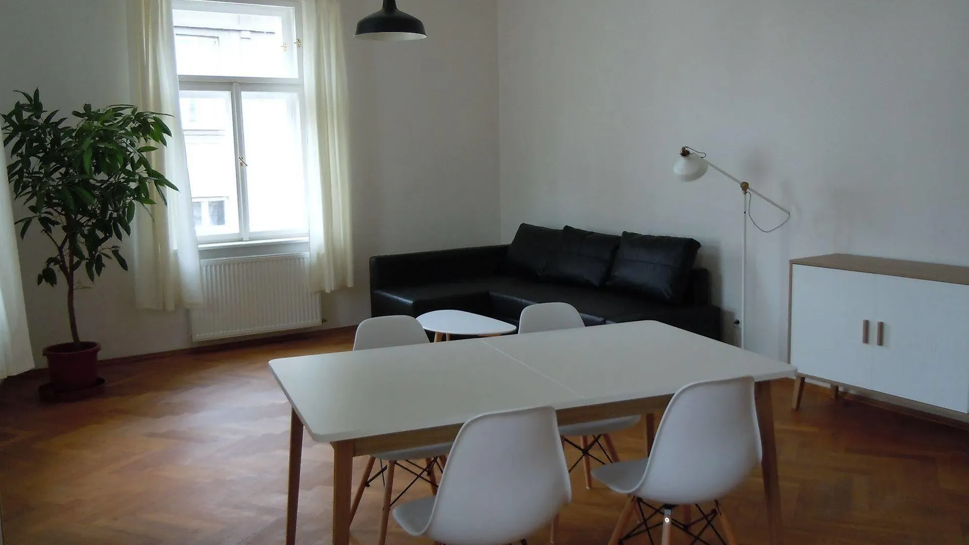 Apartments Vysehrad With Free Parking Praga