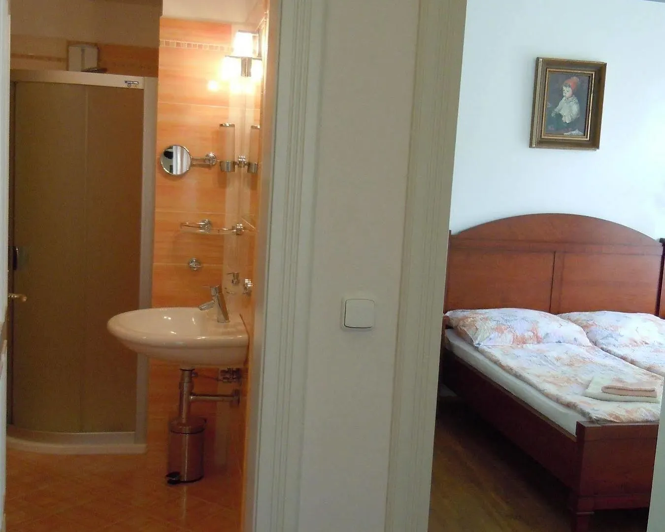 Apartments Vysehrad With Free Parking Praga Czechy
